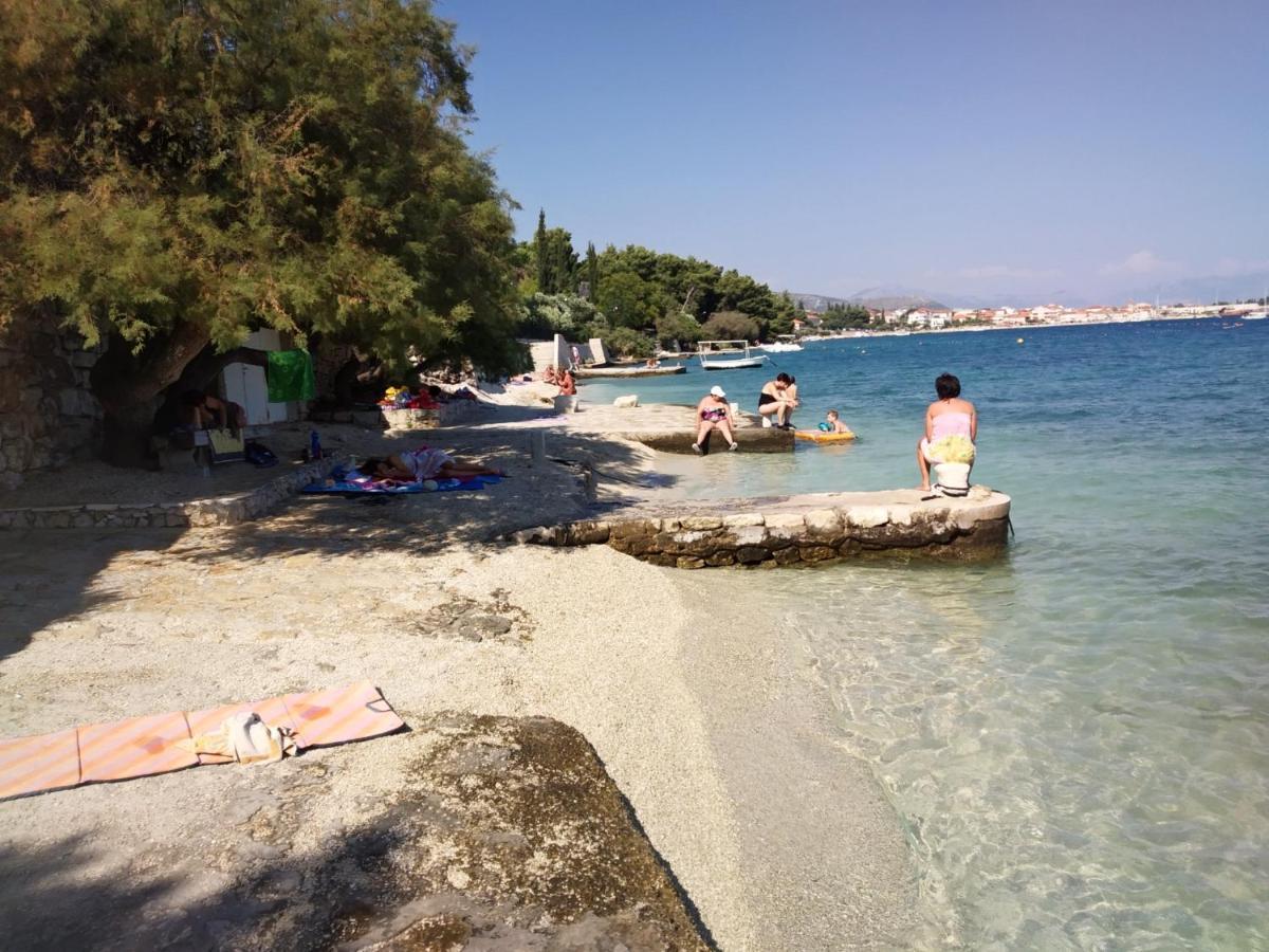 Apartmani Nede Trogir Exteriör bild